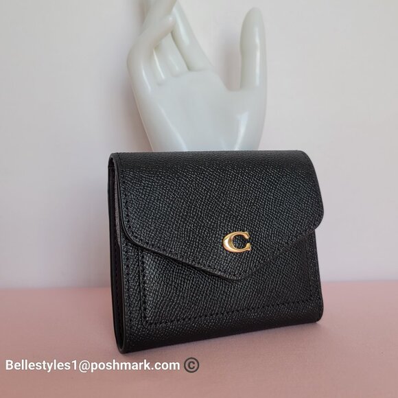 COACH Wyn Crossgrain Leather Small Leather Wallet- Black color 🎈$89. ⭐ - Picture 3 of 16